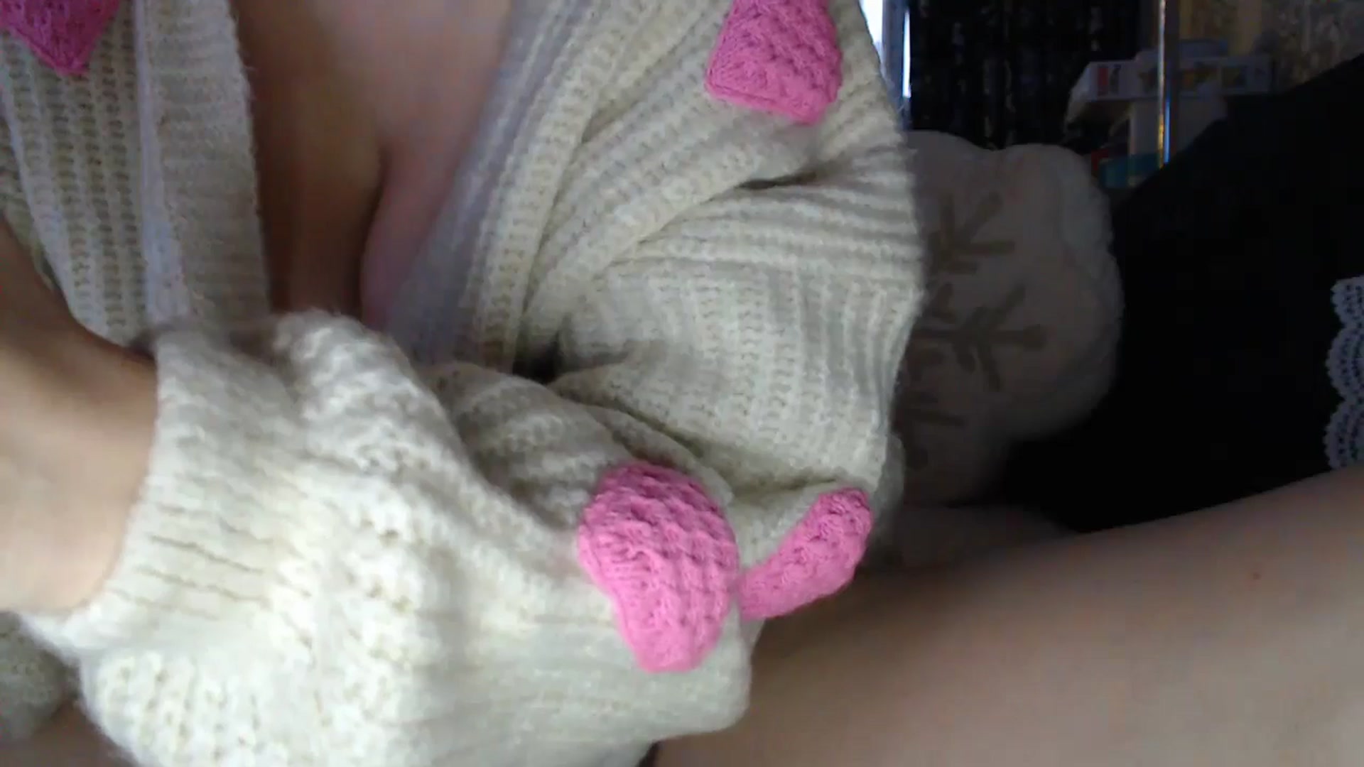 Gallery image thumbnail from SweetyKimmy's myfreecams stream on, 12/31/2024, 07:18 image 5 of 20