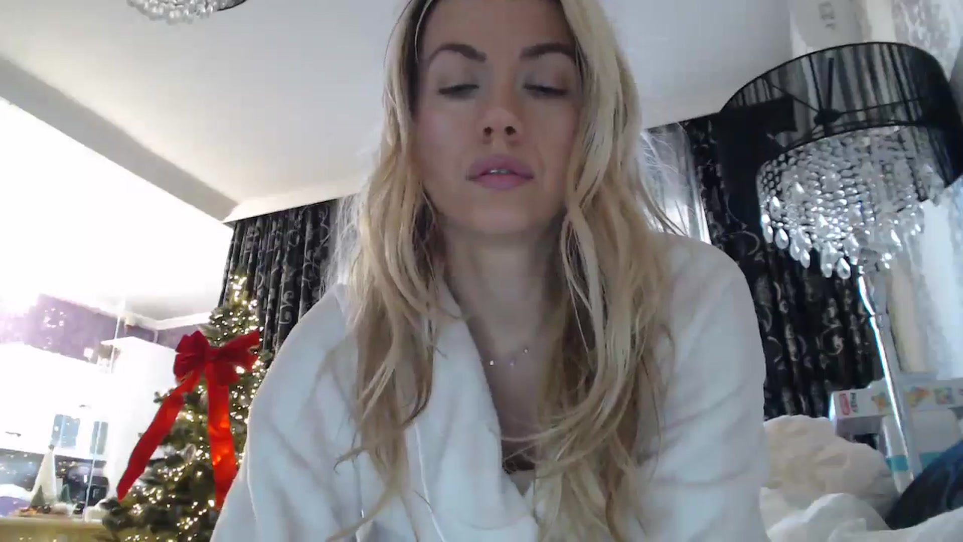 Gallery image thumbnail from SweetyKimmy's myfreecams stream on, 01/02/2025, 07:46 image 15 of 20