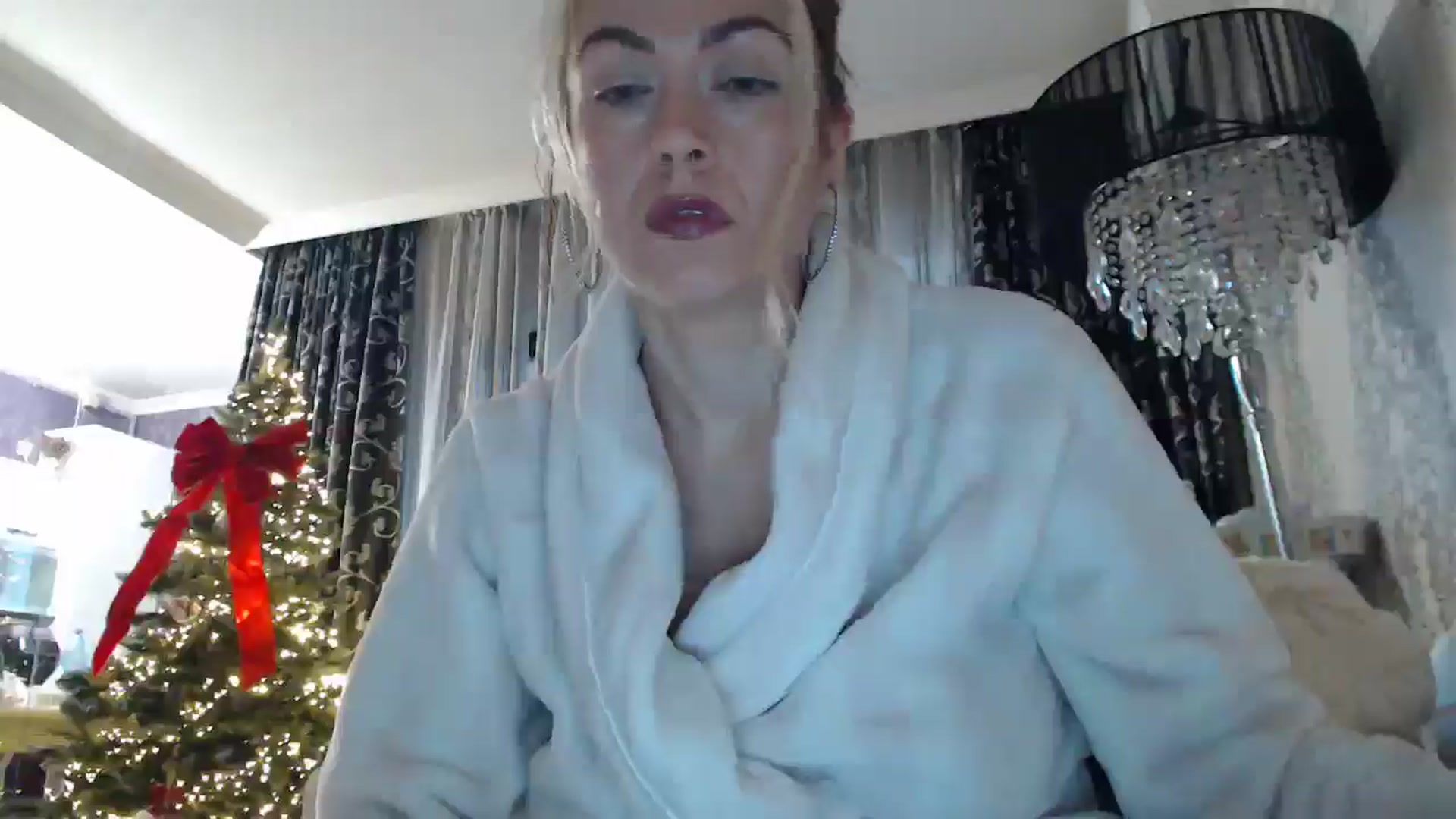 Gallery image thumbnail from SweetyKimmy's myfreecams stream on, 01/03/2025, 06:44 image 18 of 20