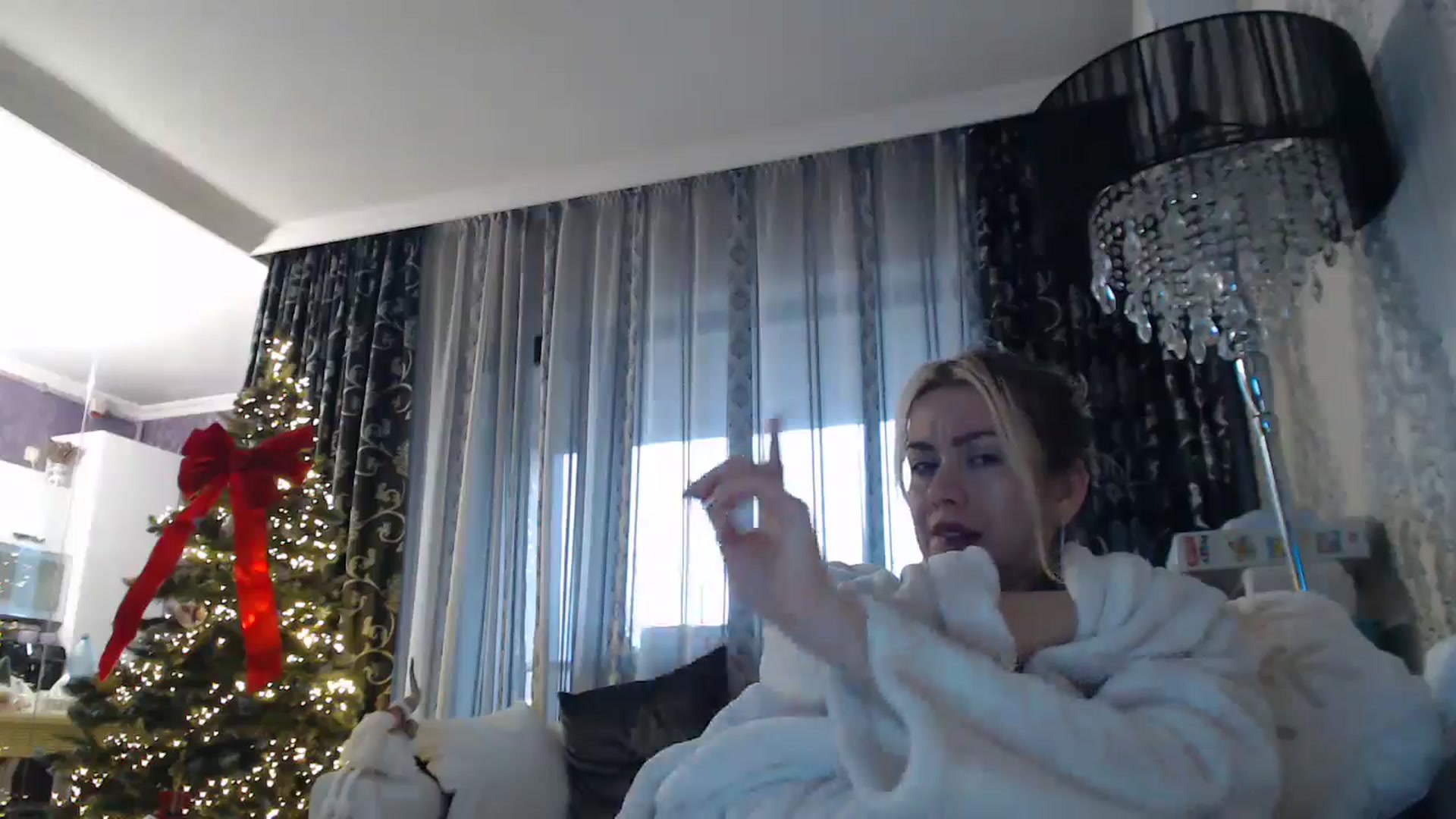 Gallery image thumbnail from SweetyKimmy's myfreecams stream on, 01/03/2025, 06:44 image 14 of 20