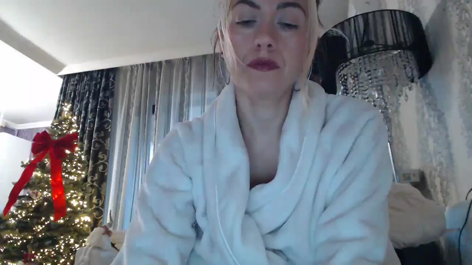 Gallery image thumbnail from SweetyKimmy's myfreecams stream on, 01/03/2025, 06:44 image 19 of 20
