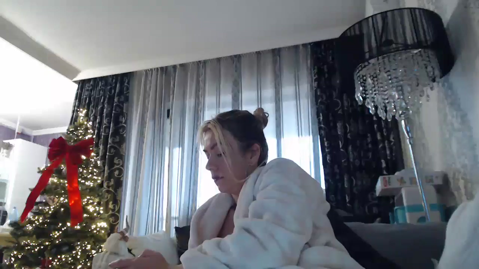 Gallery image thumbnail from SweetyKimmy's myfreecams stream on, 01/03/2025, 07:58 image 1 of 20