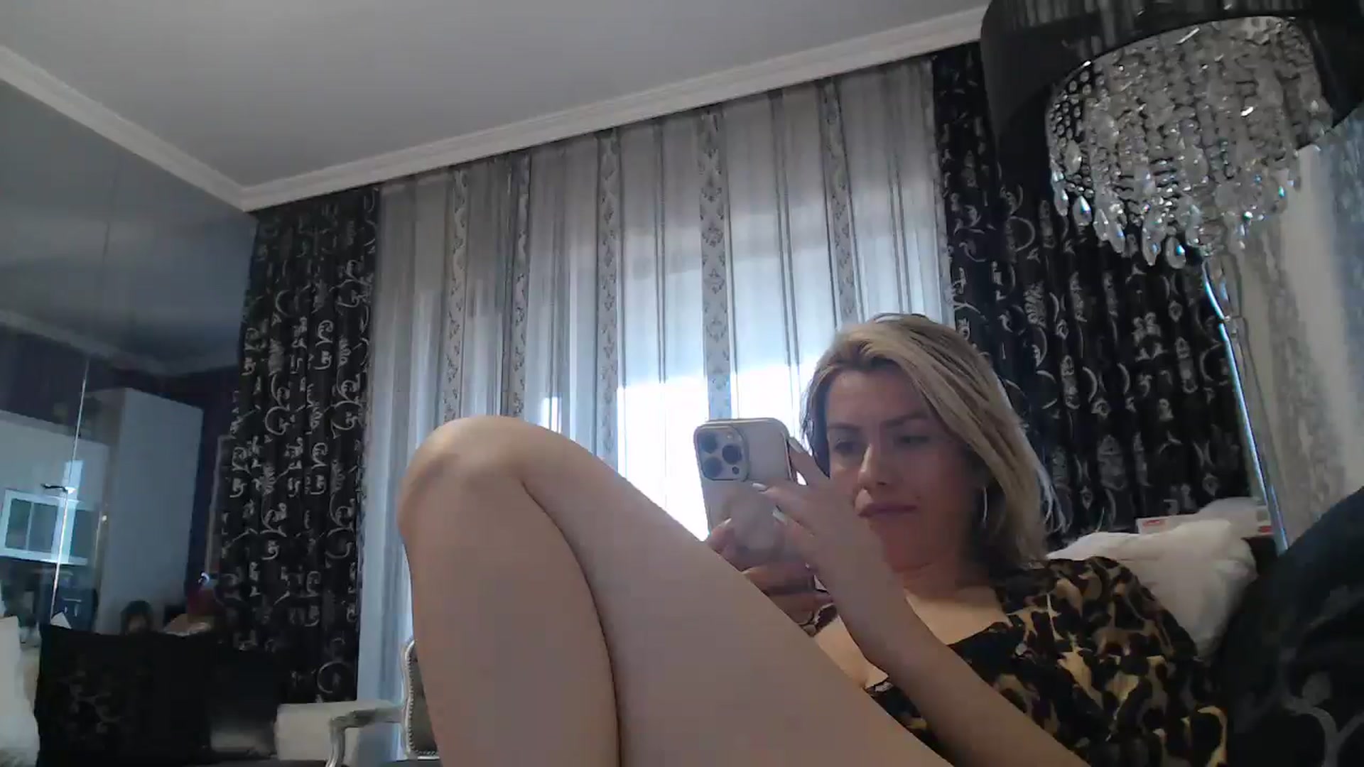 Gallery image thumbnail from SweetyKimmy's myfreecams stream on, 01/06/2025, 07:33 image 7 of 20