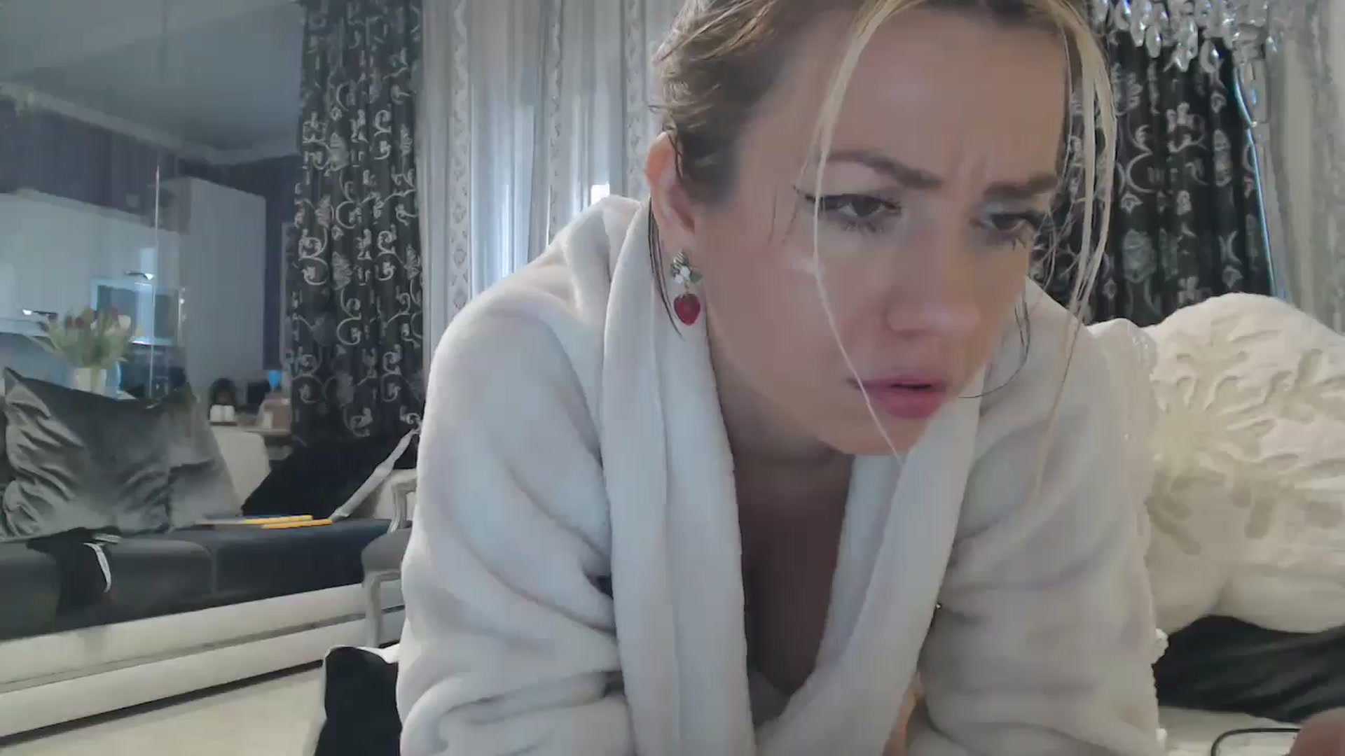 Gallery image thumbnail from SweetyKimmy's myfreecams stream on, 01/22/2025, 08:11 image 20 of 20