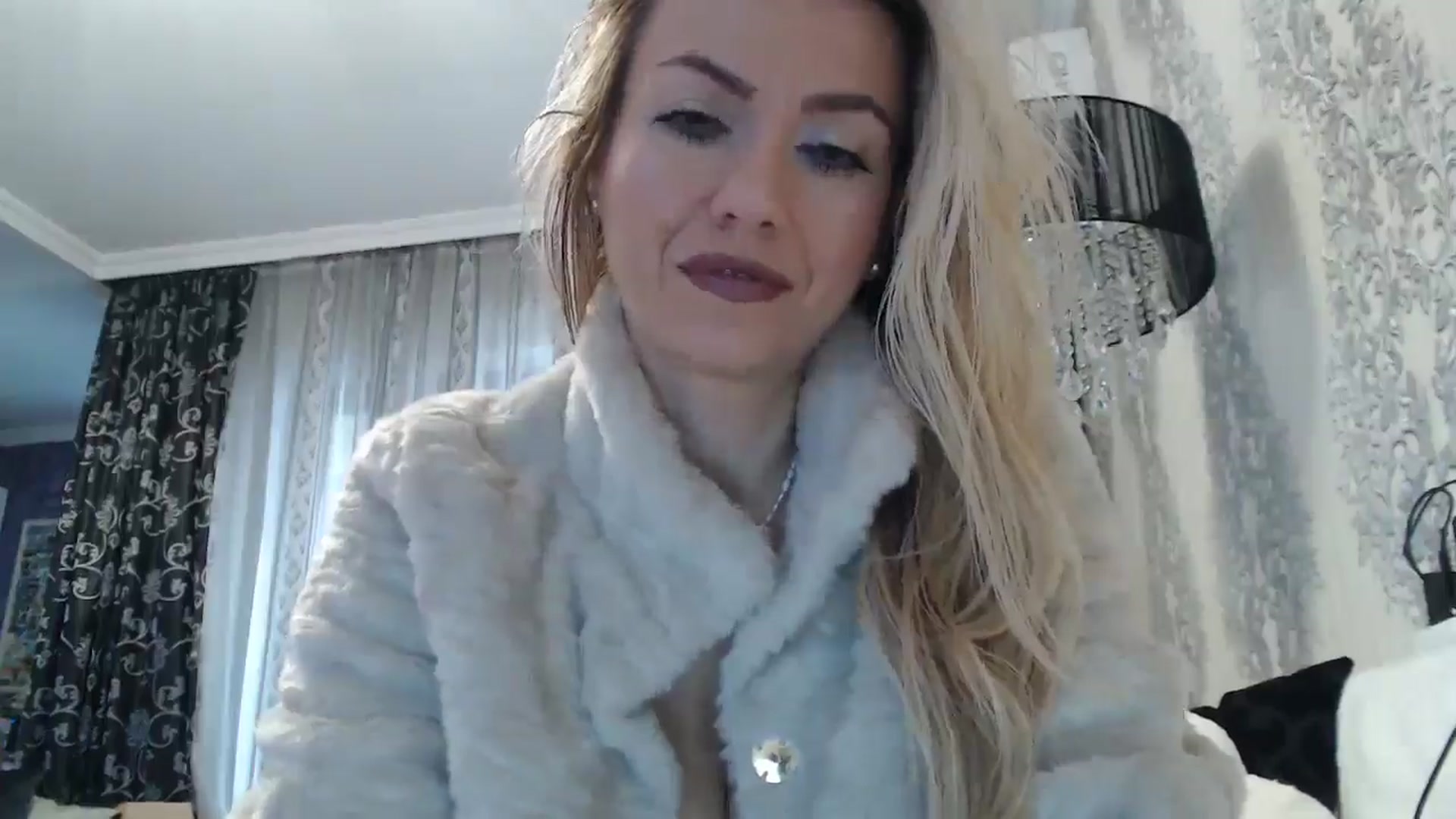 Gallery image thumbnail from SweetyKimmy's myfreecams stream on, 02/17/2025, 06:25 image 6 of 20
