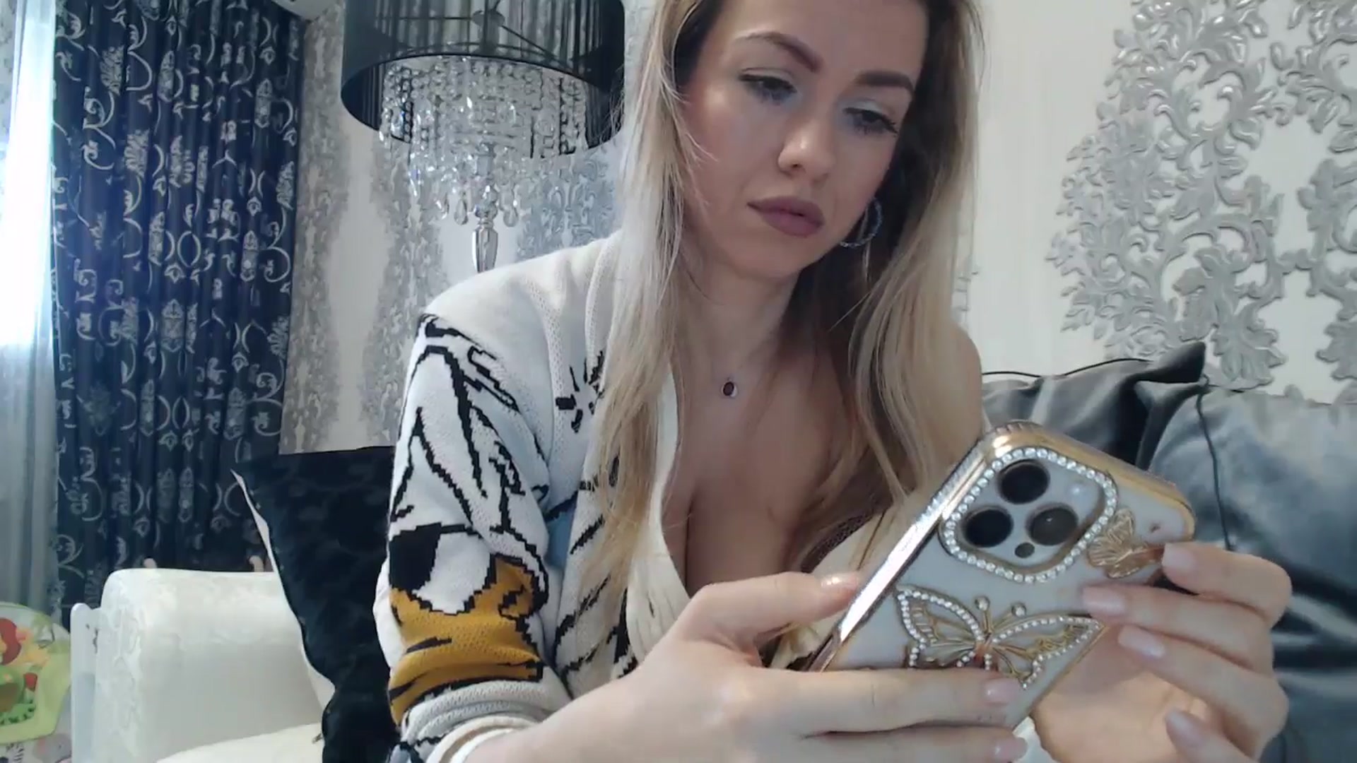 Gallery image thumbnail from SweetyKimmy's myfreecams stream on, 03/11/2025, 07:33 image 17 of 20