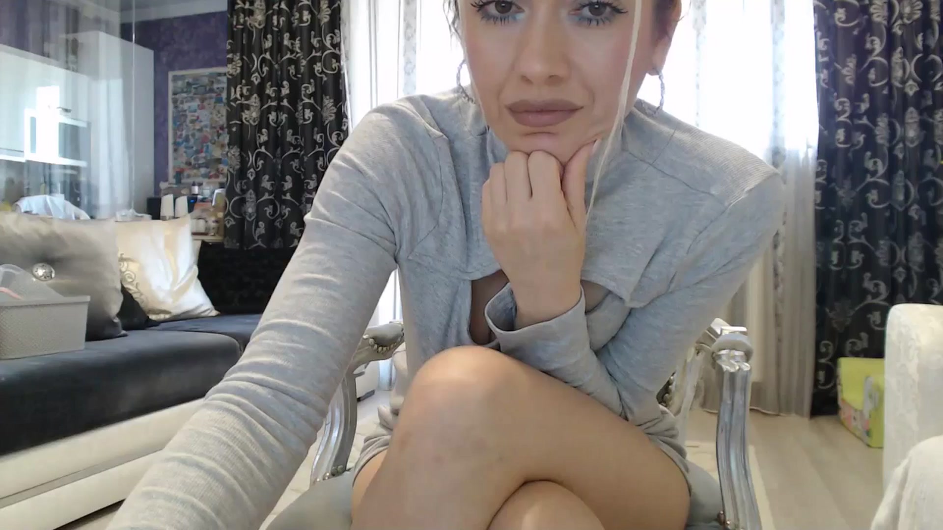 Gallery image thumbnail from SweetyKimmy's myfreecams stream on, 03/25/2025, 07:51 image 17 of 20