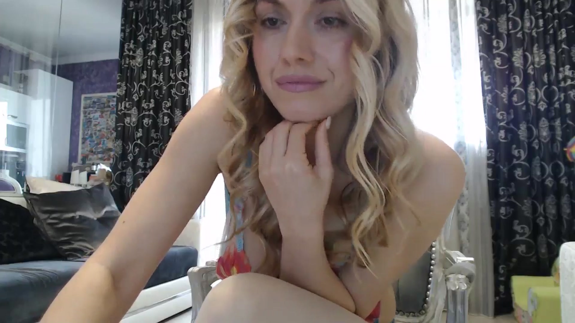 Gallery image thumbnail from SweetyKimmy's myfreecams stream on, 03/26/2025, 07:48 image 13 of 20