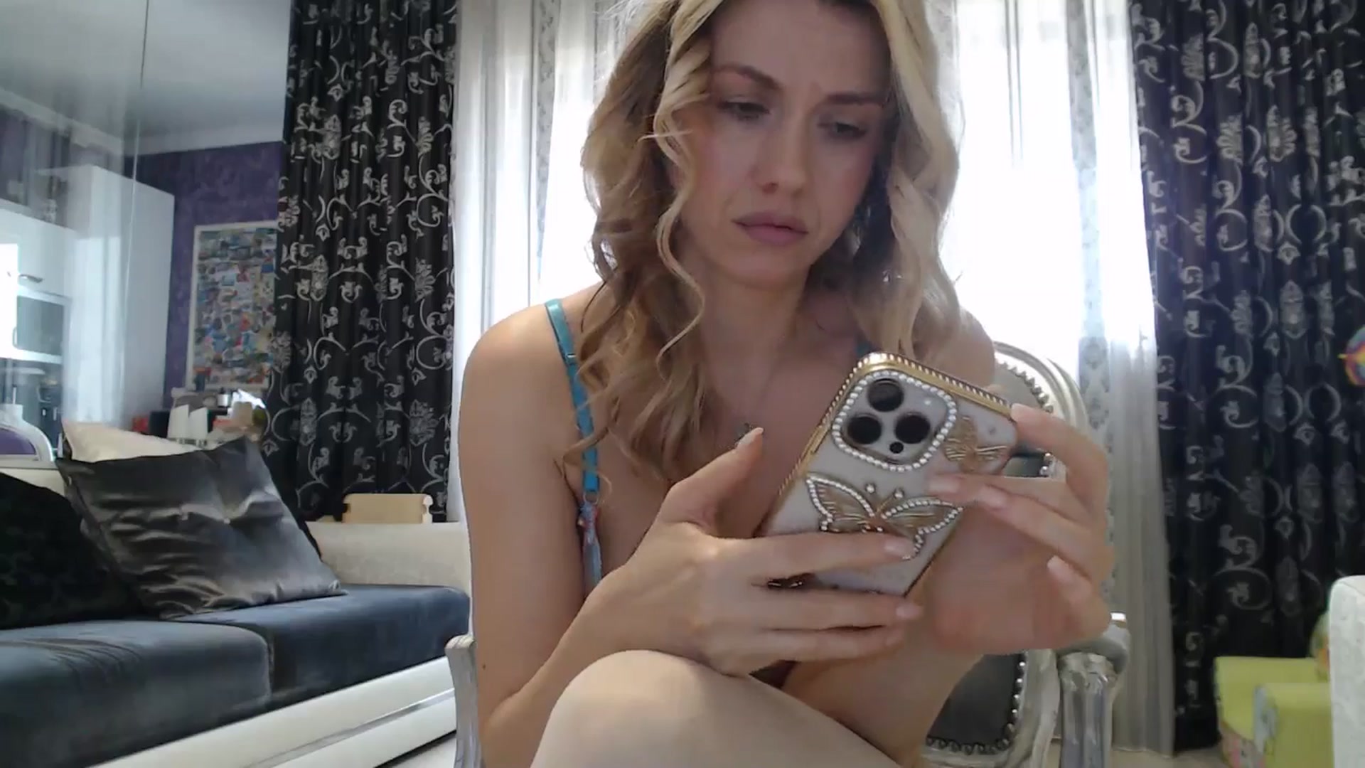 Gallery image thumbnail from SweetyKimmy's myfreecams stream on, 03/26/2025, 07:48 image 5 of 20