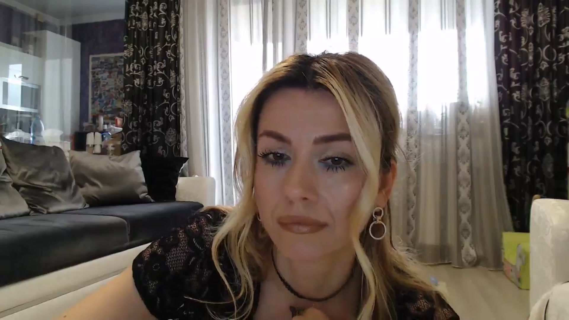 Gallery image thumbnail from SweetyKimmy's myfreecams stream on, 04/02/2025, 06:56 image 10 of 20