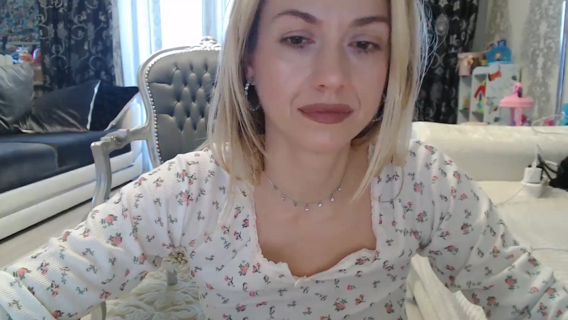 Gallery image thumbnail from SweetyKimmy's myfreecams stream on, 05/07/2025, 07:01 image 9 of 20