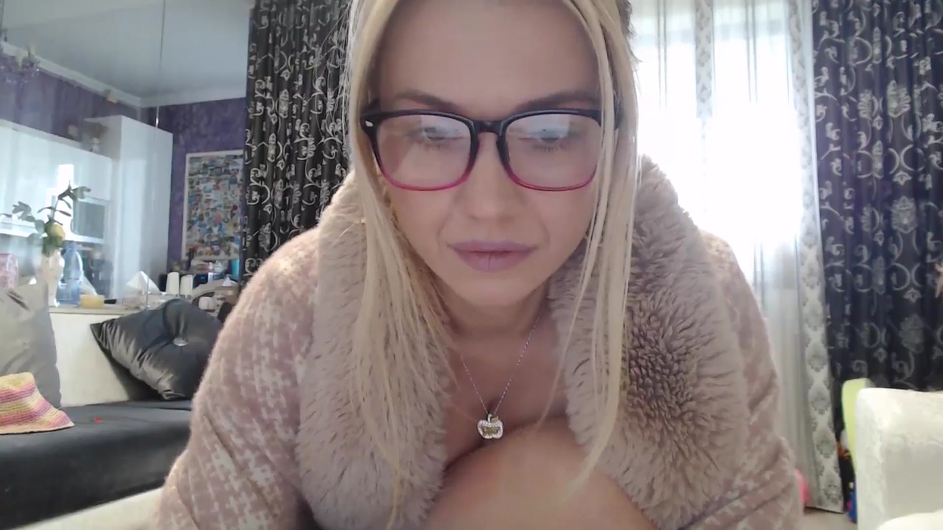 Gallery image thumbnail from SweetyKimmy's myfreecams stream on, 05/26/2025, 07:19 image 6 of 20