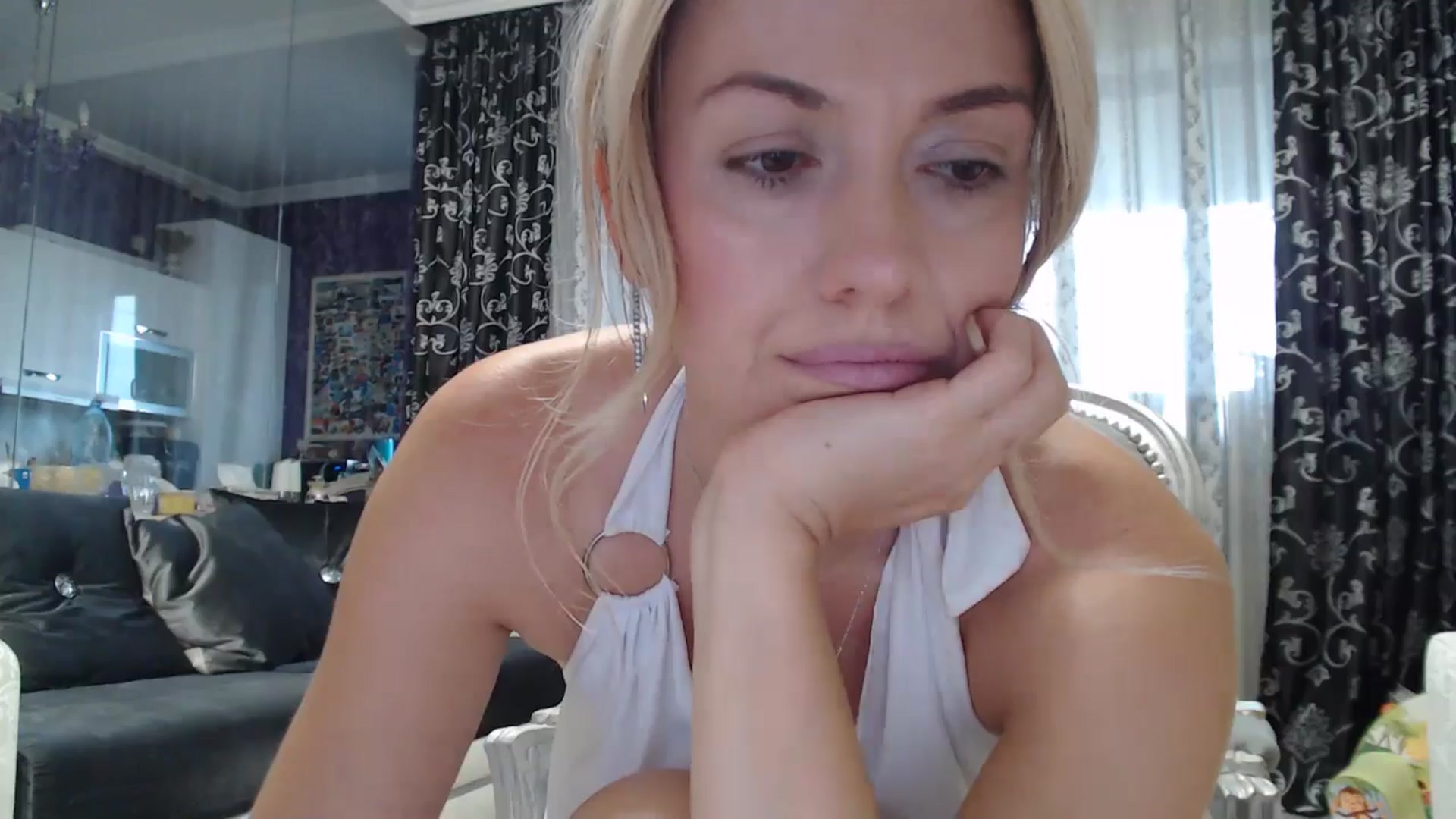 Gallery image thumbnail from SweetyKimmy's myfreecams stream on, 08/18/2025, 06:16 image 18 of 20