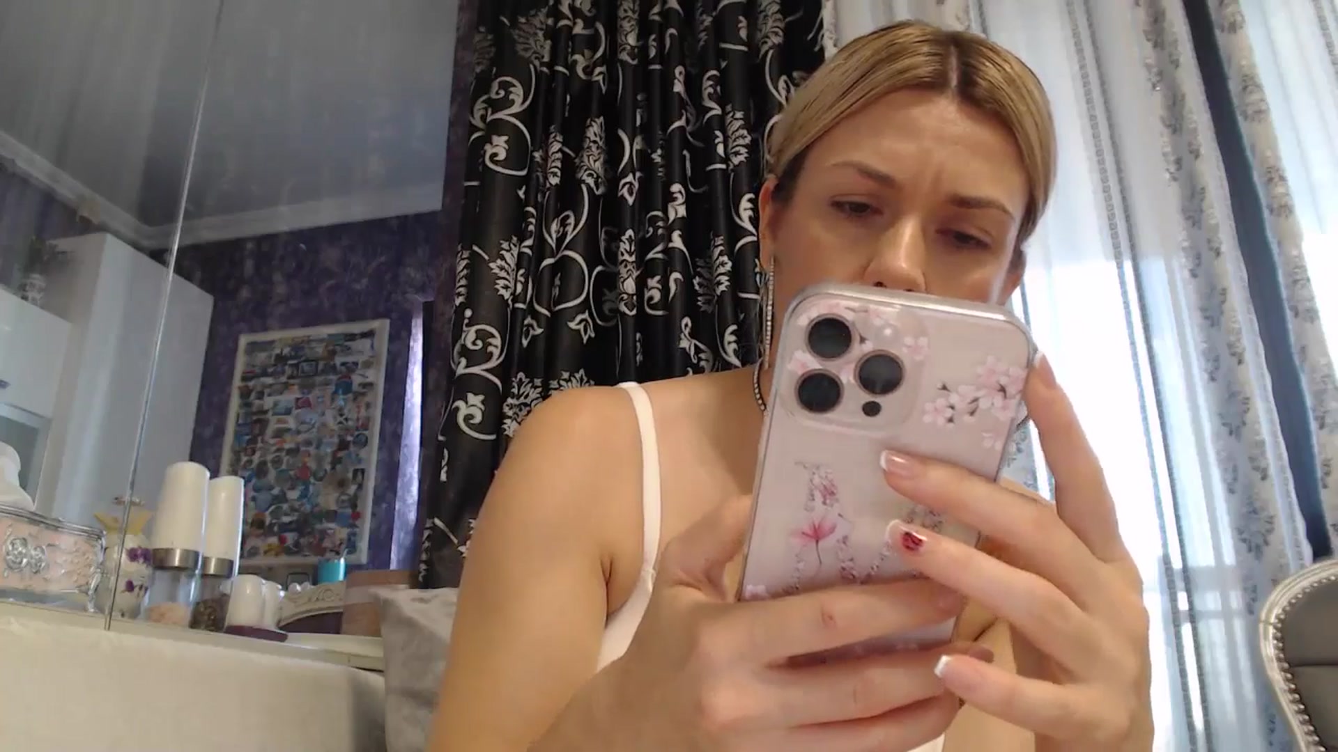 Gallery image thumbnail from SweetyKimmy's myfreecams stream on, 09/15/2025, 06:04 image 8 of 20