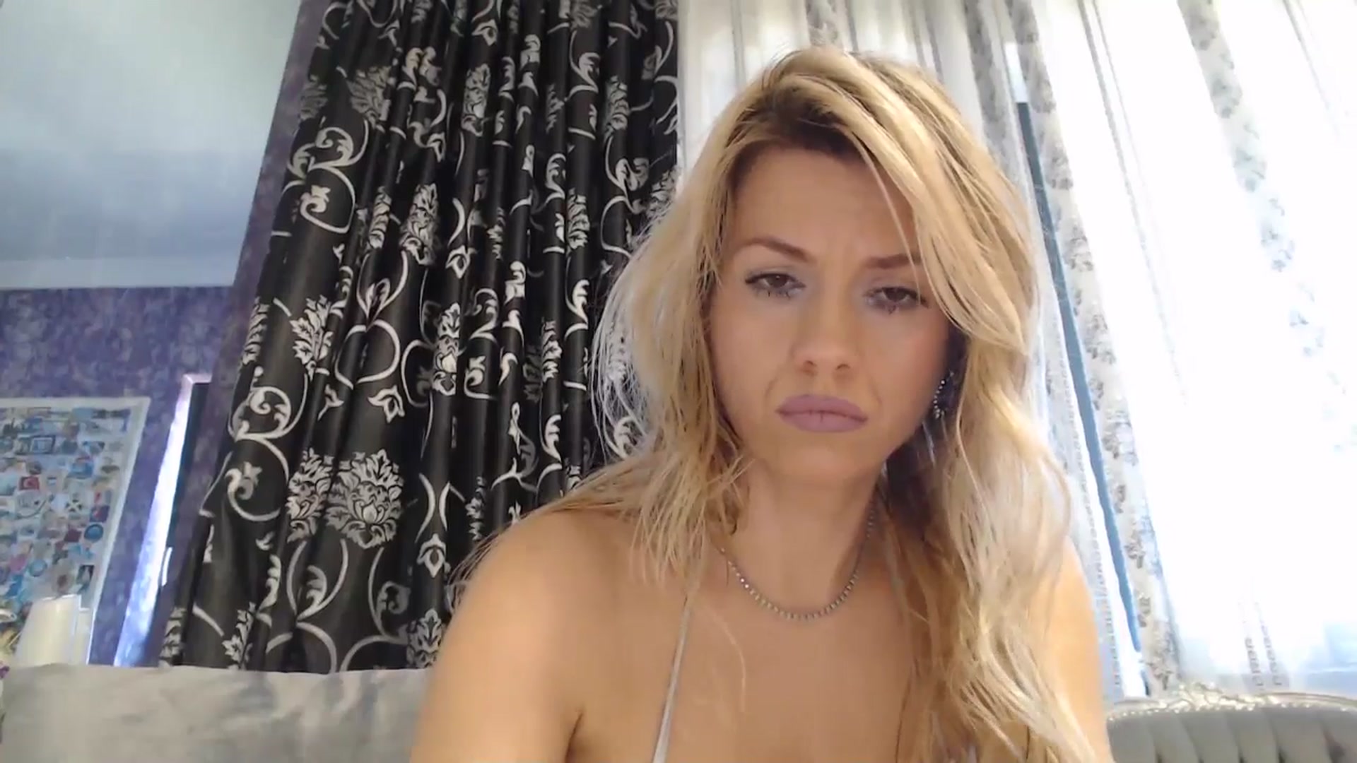 Gallery image thumbnail from SweetyKimmy's myfreecams stream on, 09/19/2025, 06:46 image 5 of 20