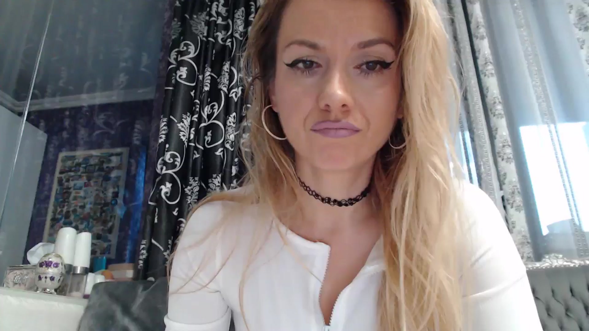 Gallery image thumbnail from SweetyKimmy's myfreecams stream on, 10/07/2025, 05:41 image 5 of 20