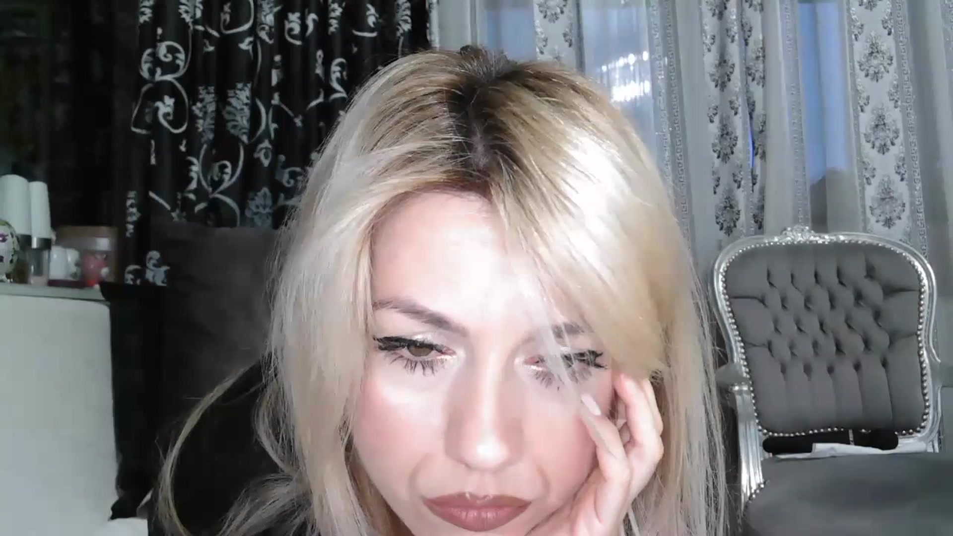 Gallery image thumbnail from SweetyKimmy's myfreecams stream on, 10/13/2025, 05:03 image 4 of 20