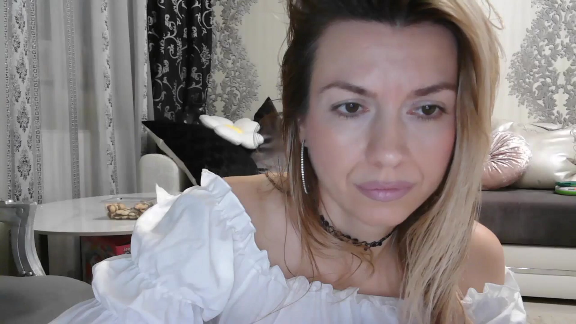 Gallery image thumbnail from SweetyKimmy's myfreecams stream on, 10/15/2025, 04:47 image 19 of 20