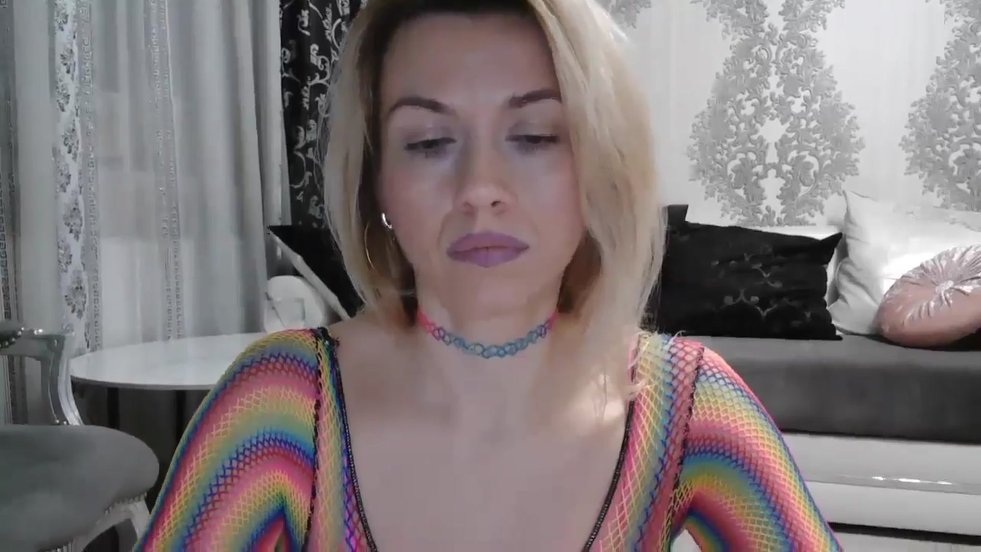 Gallery image thumbnail from SweetyKimmy's myfreecams stream on, 10/17/2025, 06:30 image 4 of 20