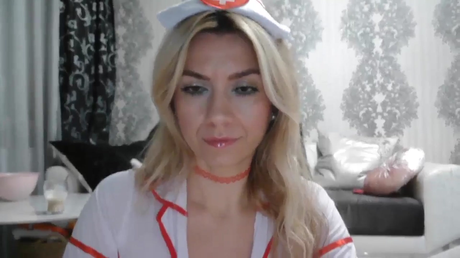 Gallery image thumbnail from SweetyKimmy's myfreecams stream on, 10/19/2025, 04:17 image 5 of 20