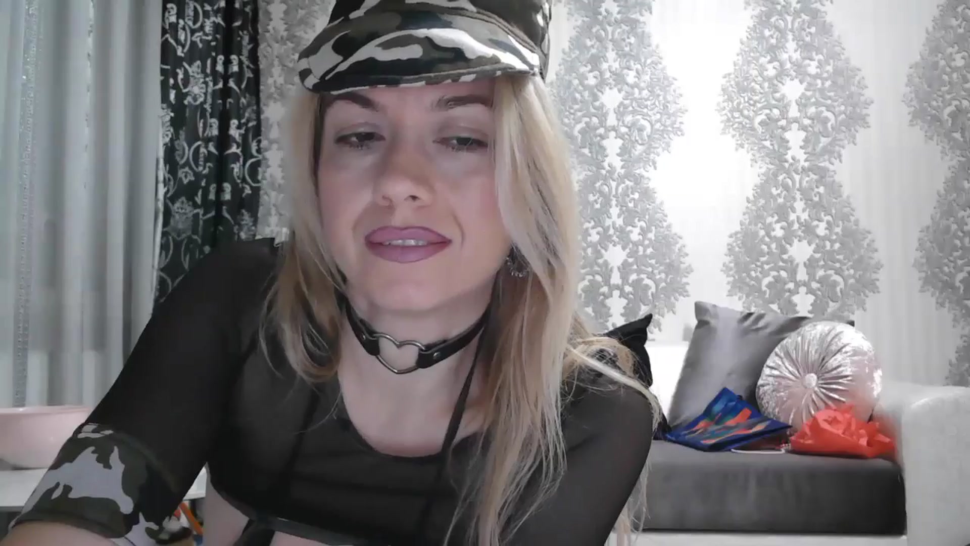 Gallery image thumbnail from SweetyKimmy's myfreecams stream on, 10/21/2025, 04:19 image 20 of 20