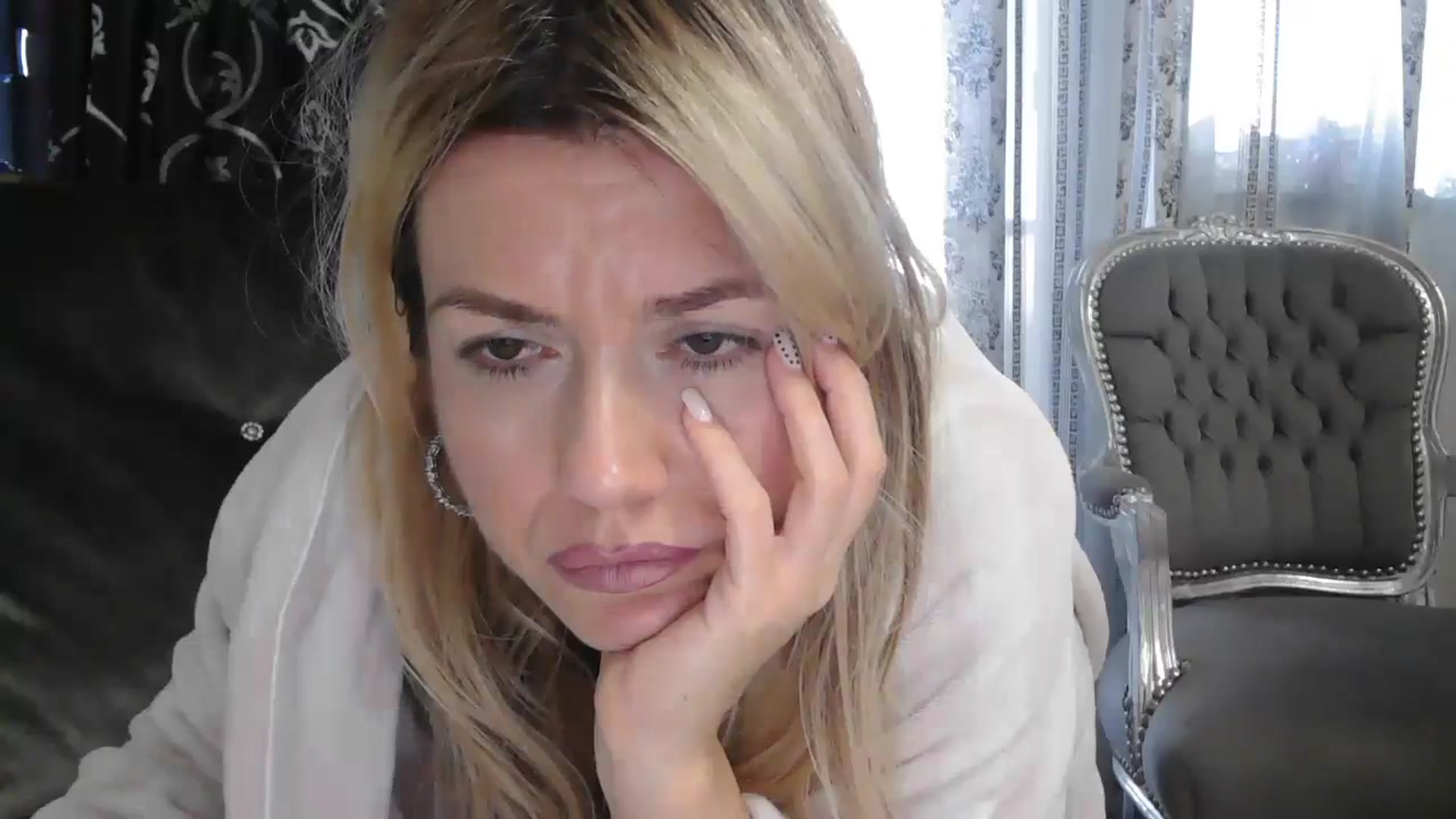 Gallery image thumbnail from SweetyKimmy's myfreecams stream on, 10/21/2025, 06:52 image 18 of 20