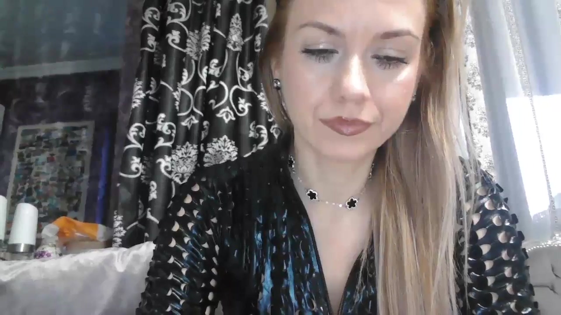Gallery image thumbnail from SweetyKimmy's myfreecams stream on, 10/28/2025, 07:36 image 2 of 20
