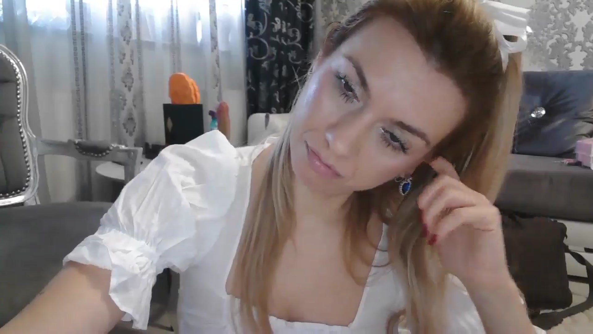Gallery image thumbnail from SweetyKimmy's myfreecams stream on, 10/30/2025, 07:52 image 7 of 20