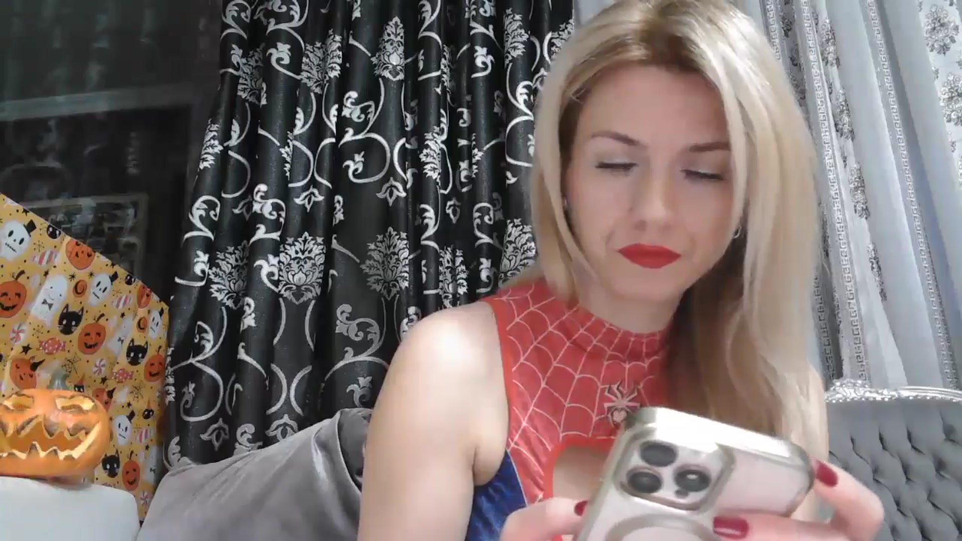Gallery image thumbnail from SweetyKimmy's myfreecams stream on, 11/01/2025, 04:38 image 15 of 20