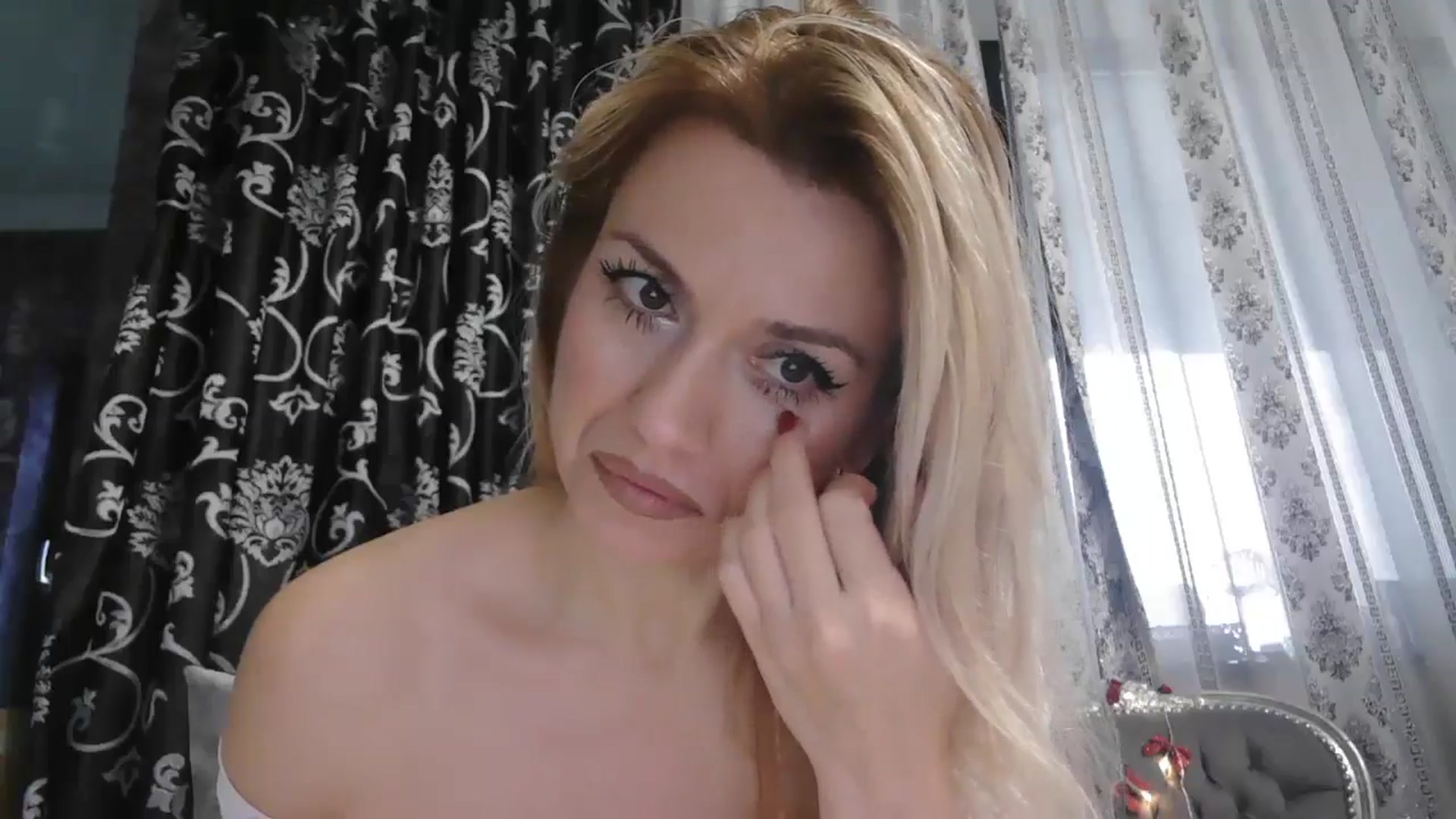Gallery image thumbnail from SweetyKimmy's myfreecams stream on, 11/08/2025, 07:35 image 7 of 20