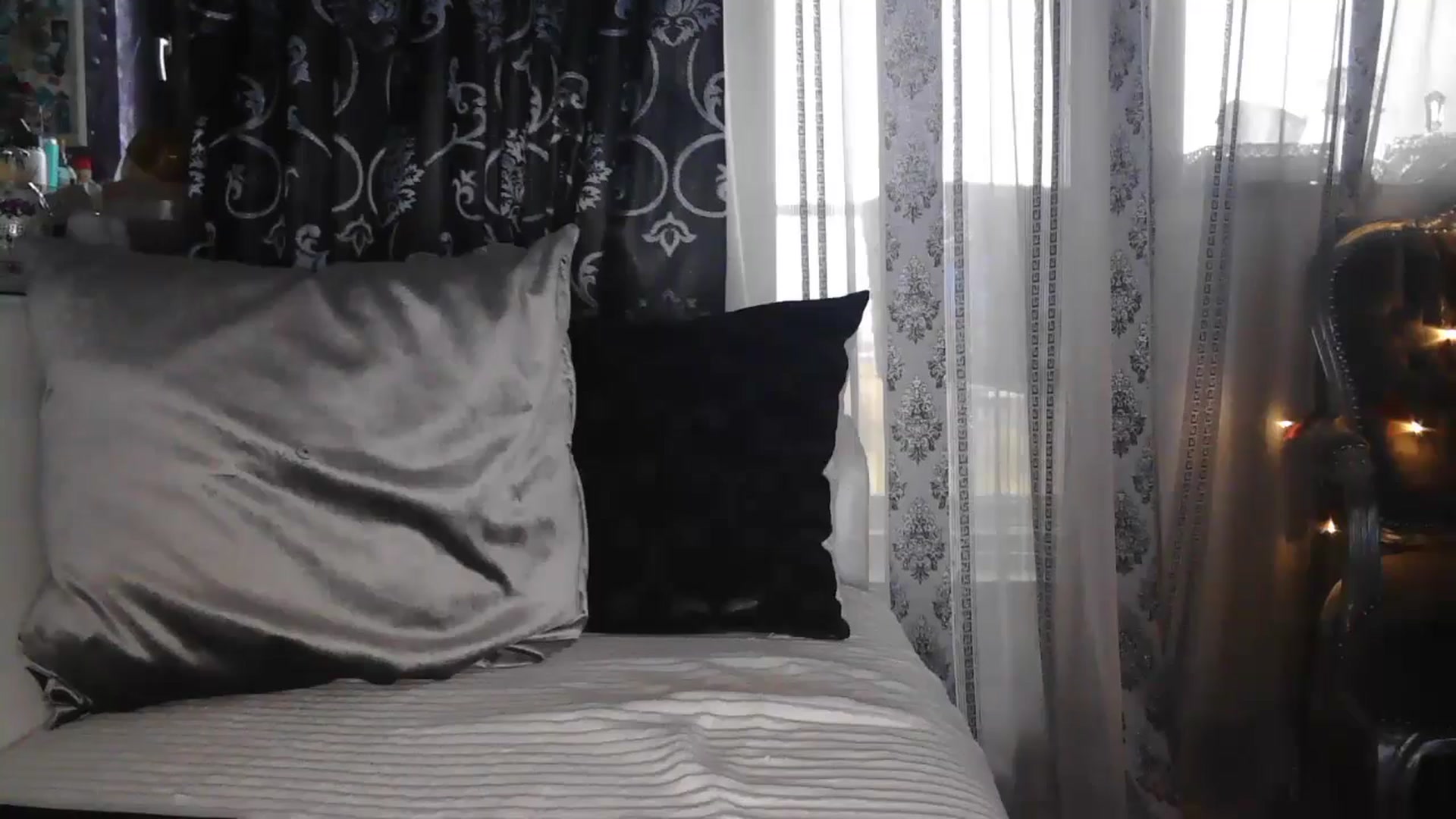 Gallery image thumbnail from SweetyKimmy's myfreecams stream on, 11/11/2025, 06:18 image 16 of 20