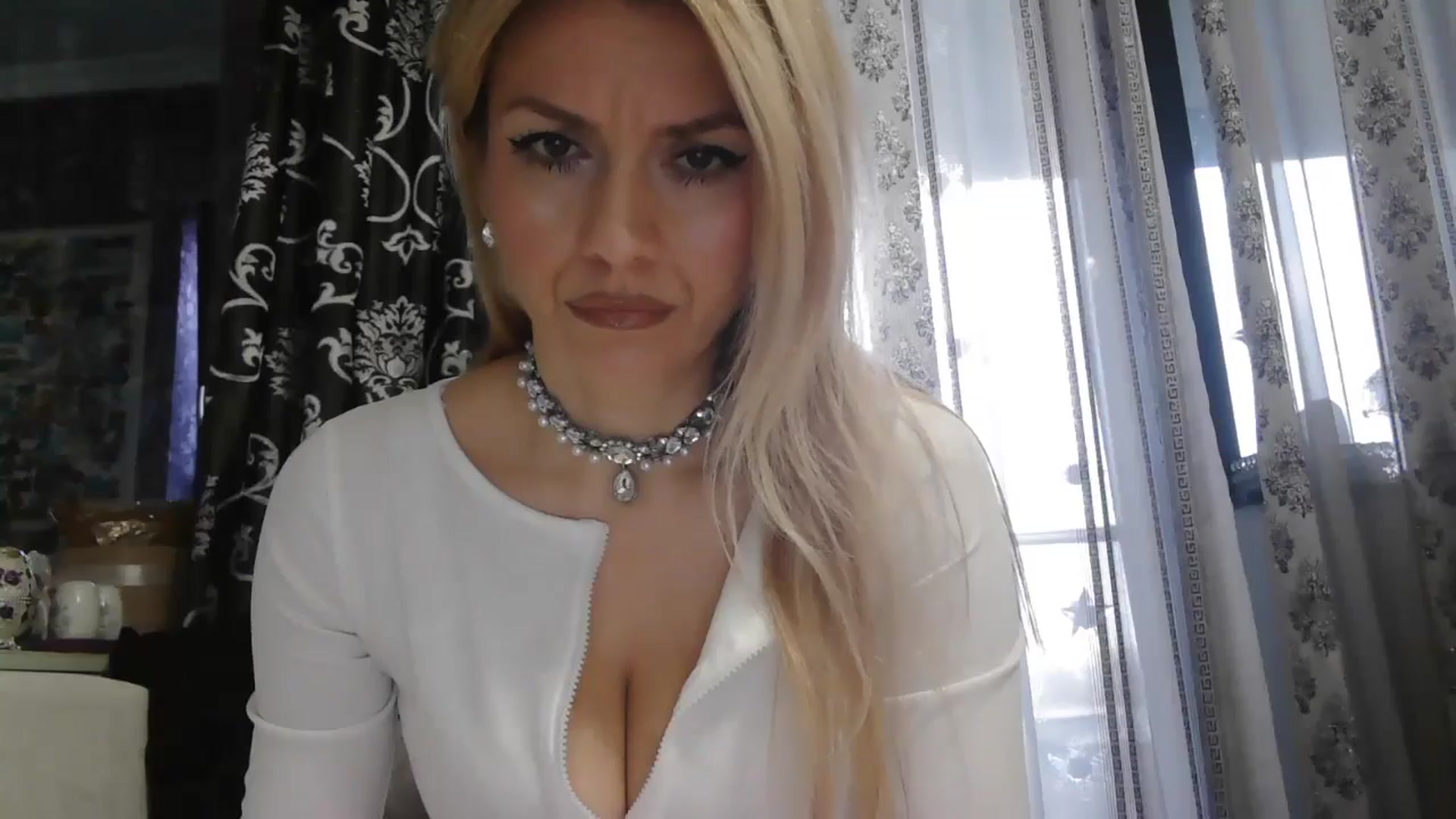 Gallery image thumbnail from SweetyKimmy's myfreecams stream on, 11/12/2025, 07:27 image 6 of 20