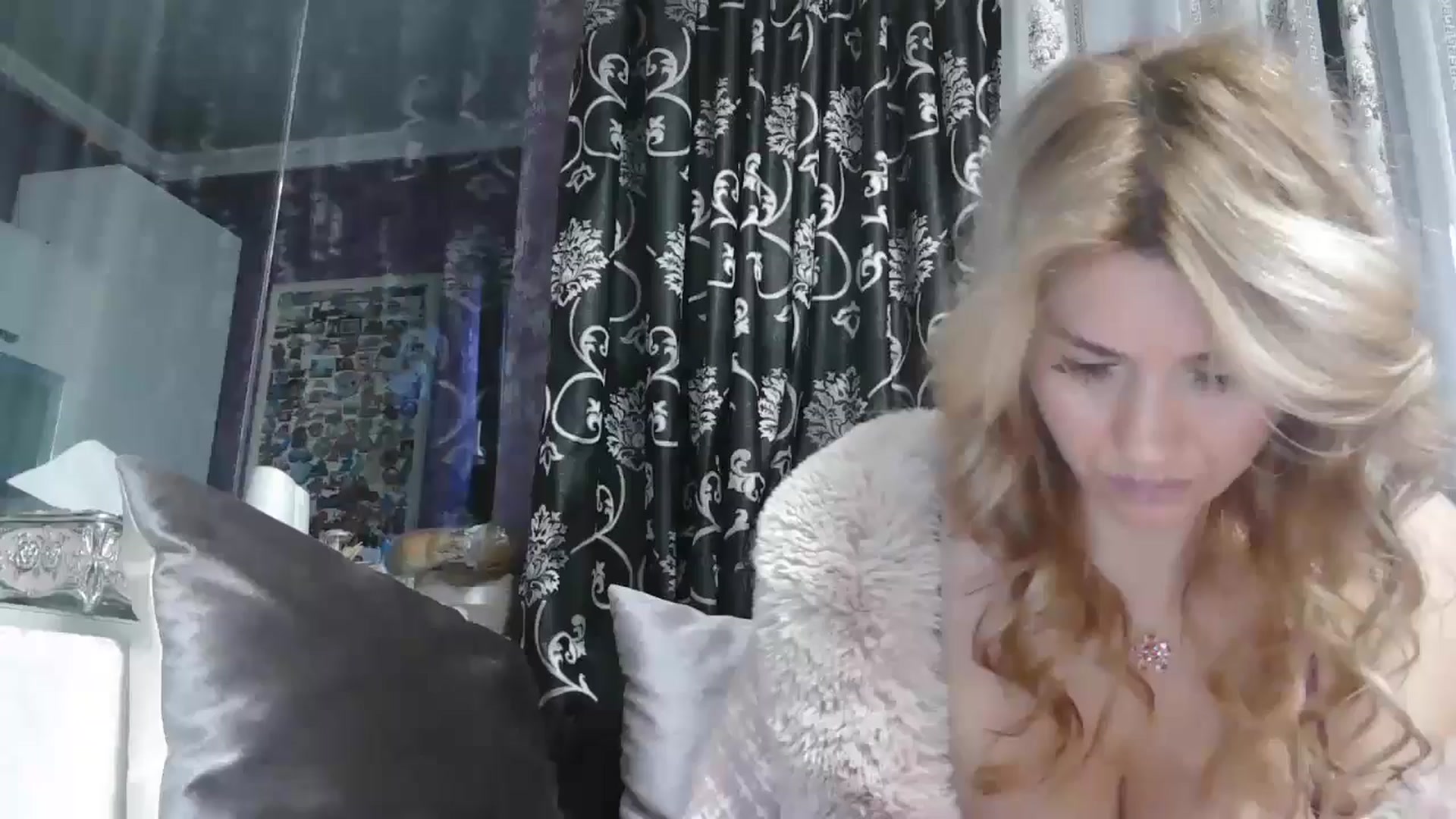 Gallery image thumbnail from SweetyKimmy's myfreecams stream on, 11/15/2025, 05:31 image 19 of 20