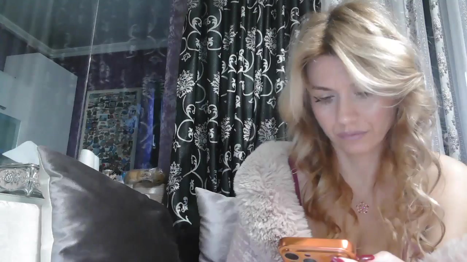 Gallery image thumbnail from SweetyKimmy's myfreecams stream on, 11/15/2025, 05:31 image 20 of 20