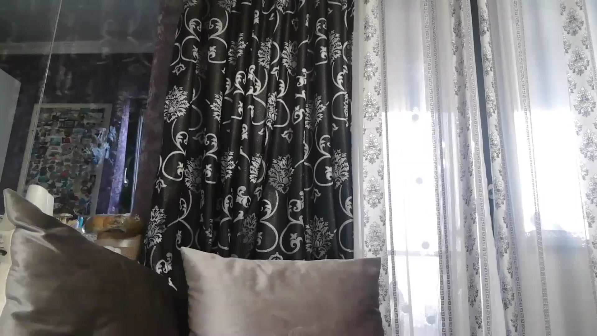 Gallery image thumbnail from SweetyKimmy's myfreecams stream on, 11/15/2025, 06:39 image 10 of 20