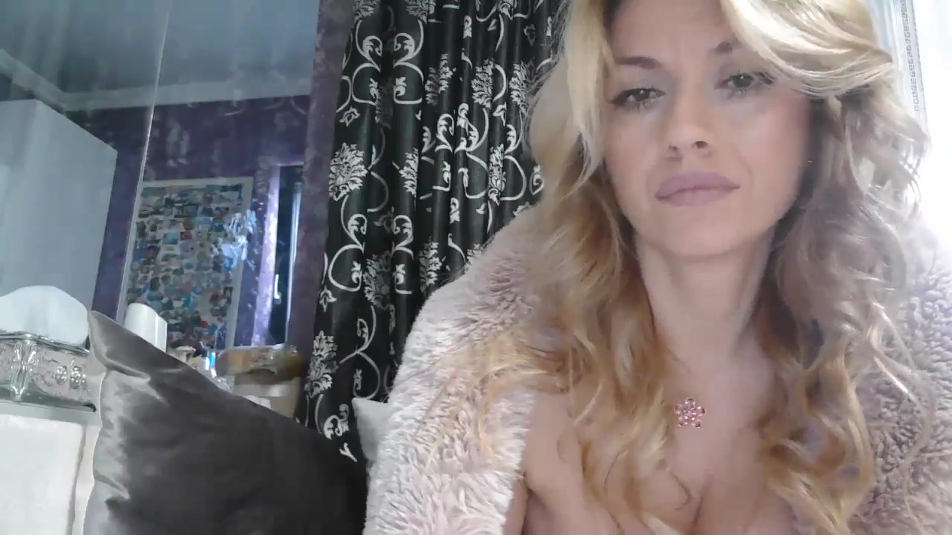 Gallery image thumbnail from SweetyKimmy's myfreecams stream on, 11/15/2025, 07:06 image 9 of 20