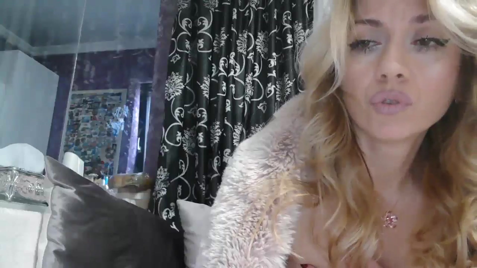 Gallery image thumbnail from SweetyKimmy's myfreecams stream on, 11/15/2025, 07:06 image 8 of 20