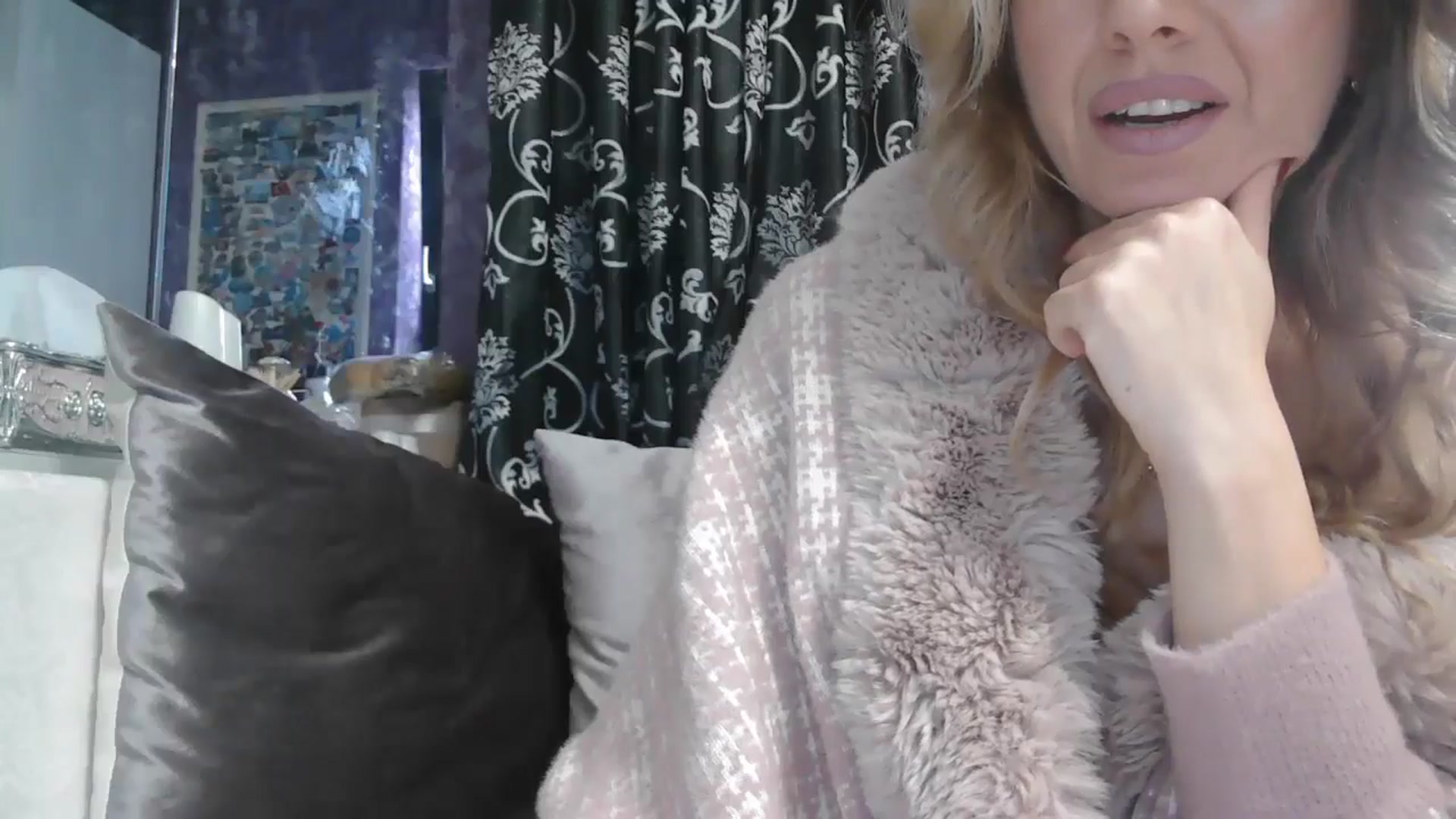 Gallery image thumbnail from SweetyKimmy's myfreecams stream on, 11/15/2025, 07:06 image 14 of 20