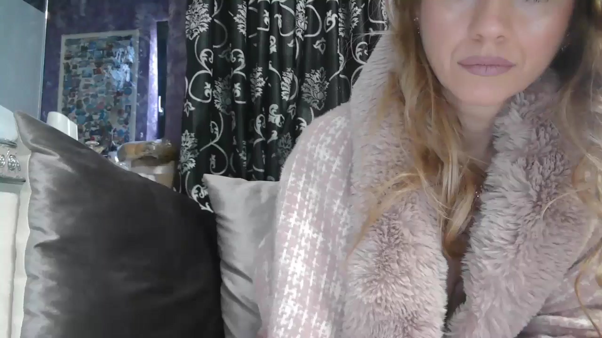 Gallery image thumbnail from SweetyKimmy's myfreecams stream on, 11/15/2025, 08:01 image 1 of 20