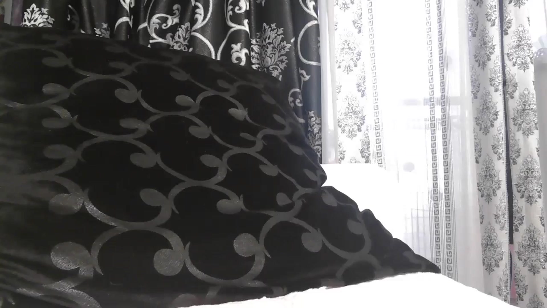 Gallery image thumbnail from SweetyKimmy's myfreecams stream on, 11/16/2025, 06:39 image 11 of 20