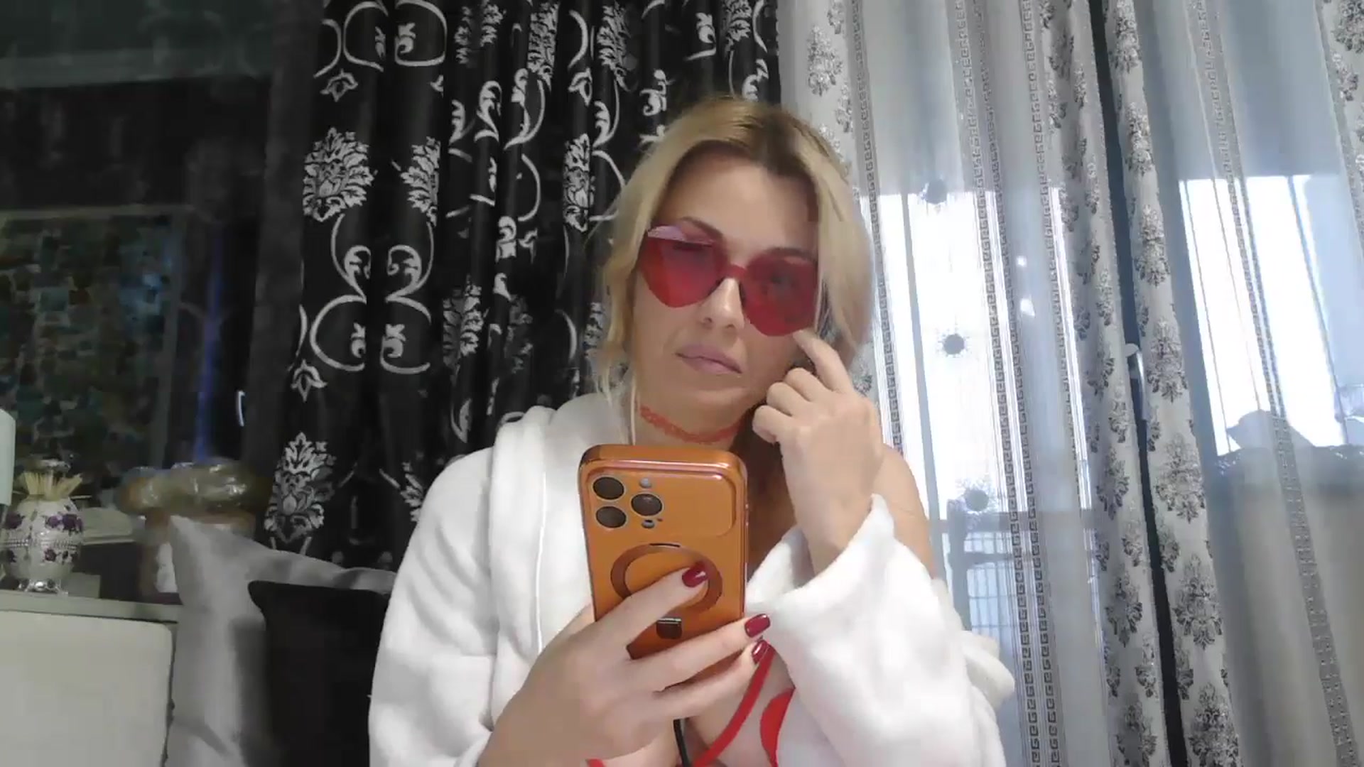 Gallery image thumbnail from SweetyKimmy's myfreecams stream on, 11/16/2025, 06:39 image 5 of 20