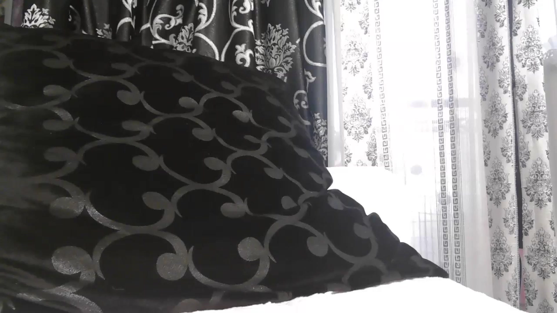 Gallery image thumbnail from SweetyKimmy's myfreecams stream on, 11/16/2025, 06:39 image 12 of 20