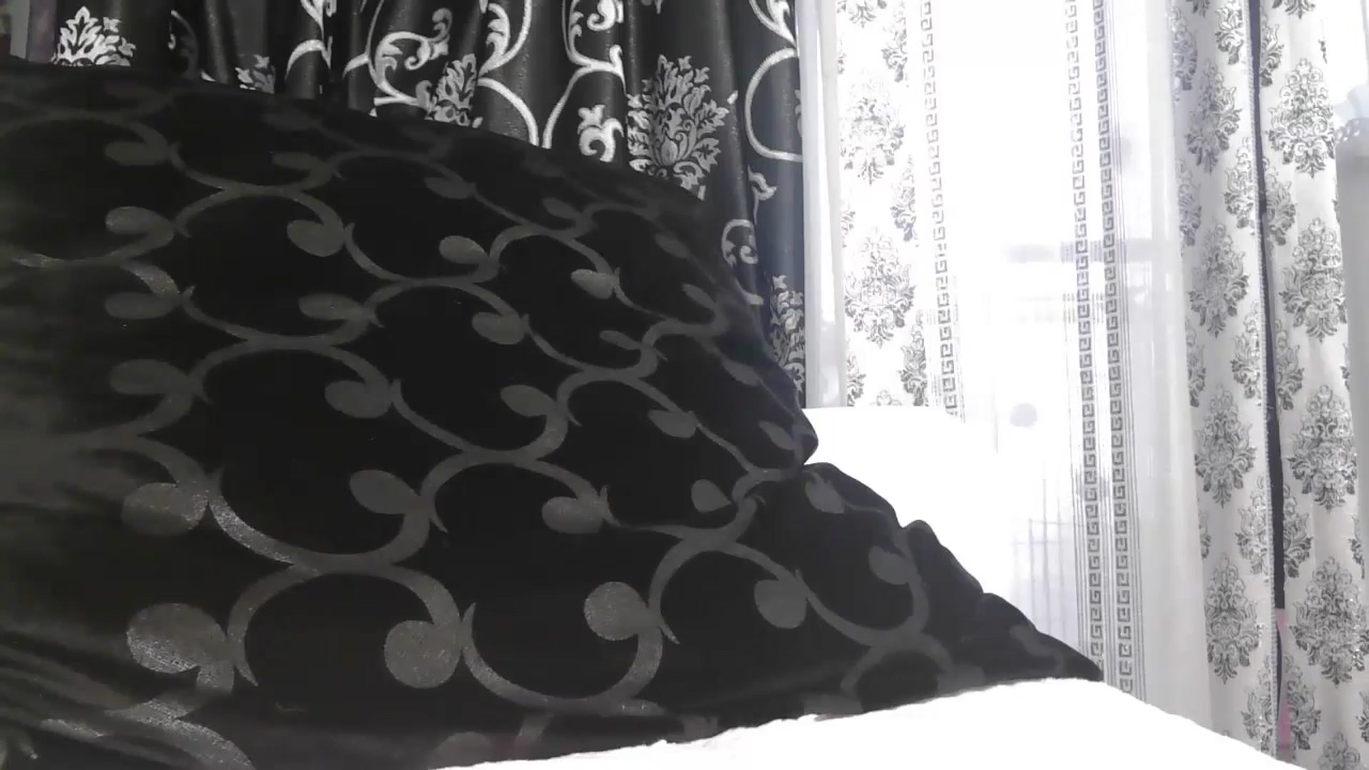 Gallery image thumbnail from SweetyKimmy's myfreecams stream on, 11/16/2025, 06:39 image 9 of 20
