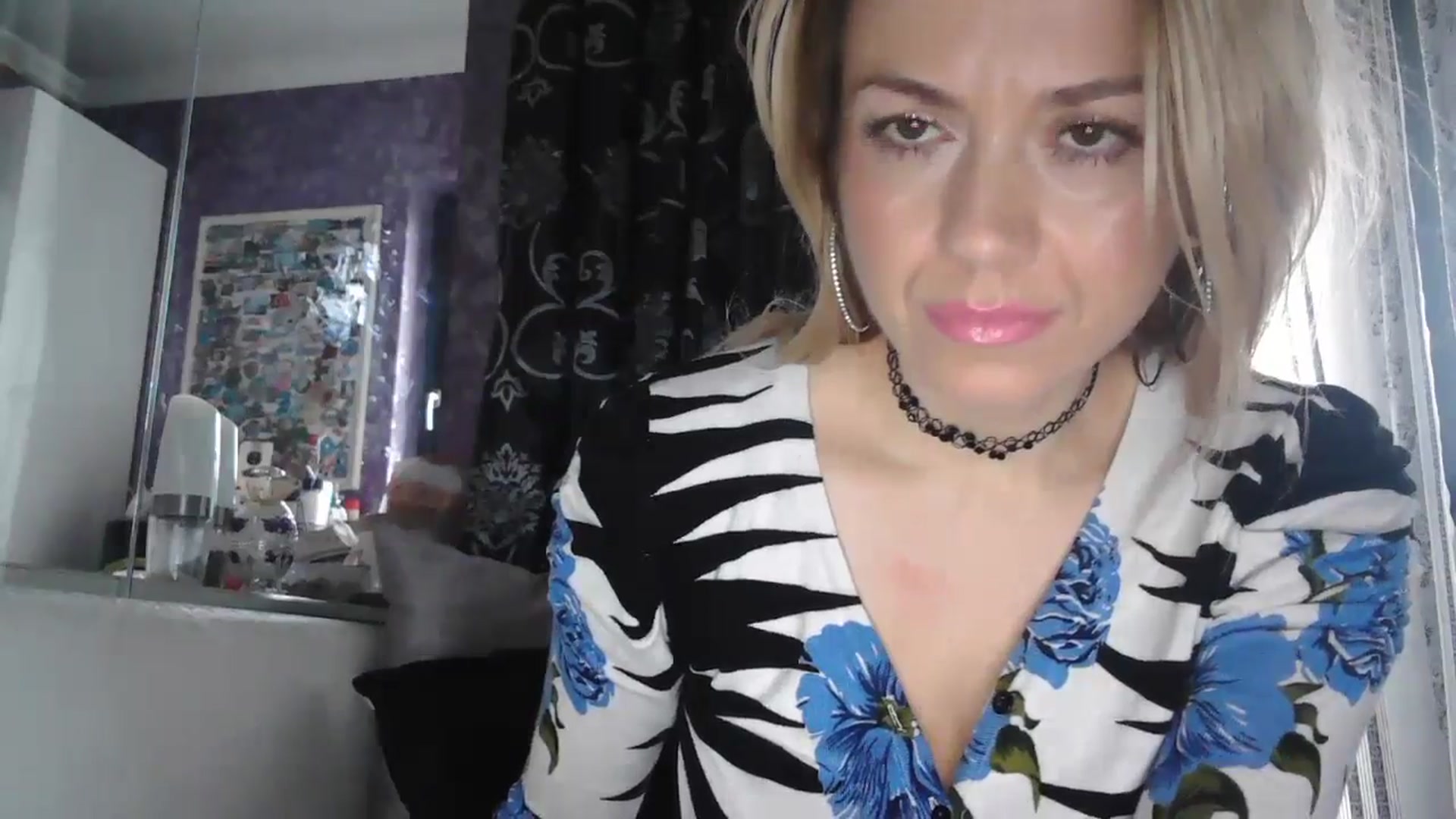 Gallery image thumbnail from SweetyKimmy's myfreecams stream on, 11/18/2025, 07:48 image 9 of 20