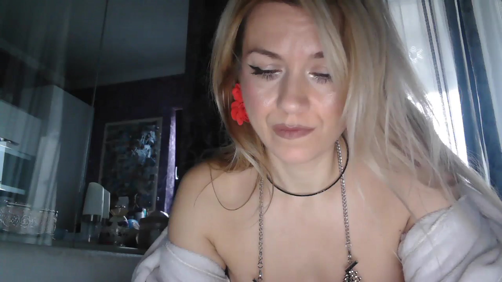 Gallery image thumbnail from SweetyKimmy's myfreecams stream on, 11/19/2025, 07:37 image 12 of 20