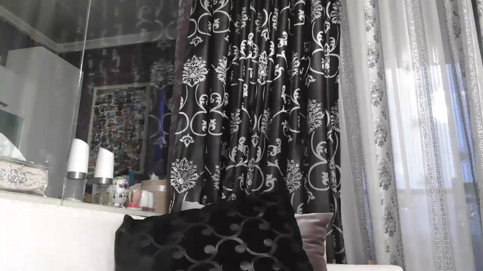 Gallery image thumbnail from SweetyKimmy's myfreecams stream on, 11/20/2025, 05:35 image 18 of 20