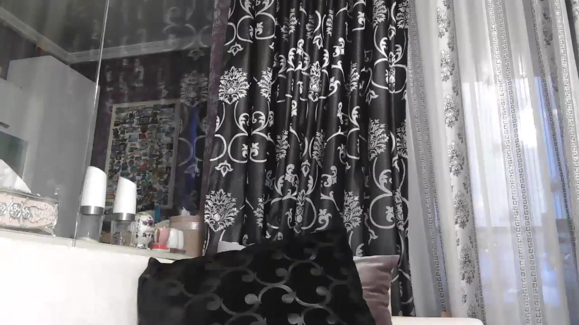 Gallery image thumbnail from SweetyKimmy's myfreecams stream on, 11/20/2025, 05:35 image 17 of 20