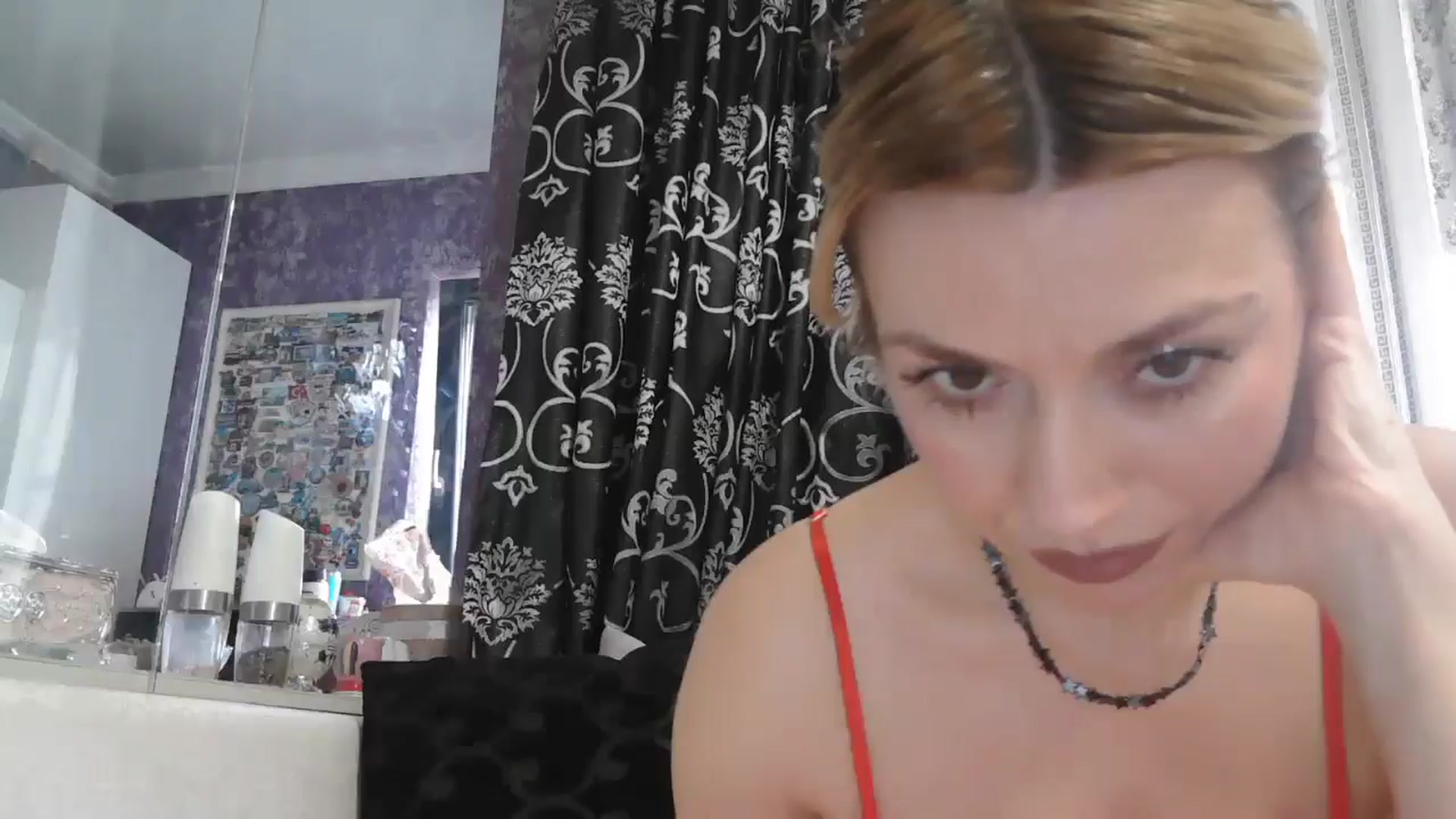 Gallery image thumbnail from SweetyKimmy's myfreecams stream on, 11/21/2025, 07:51 image 17 of 20