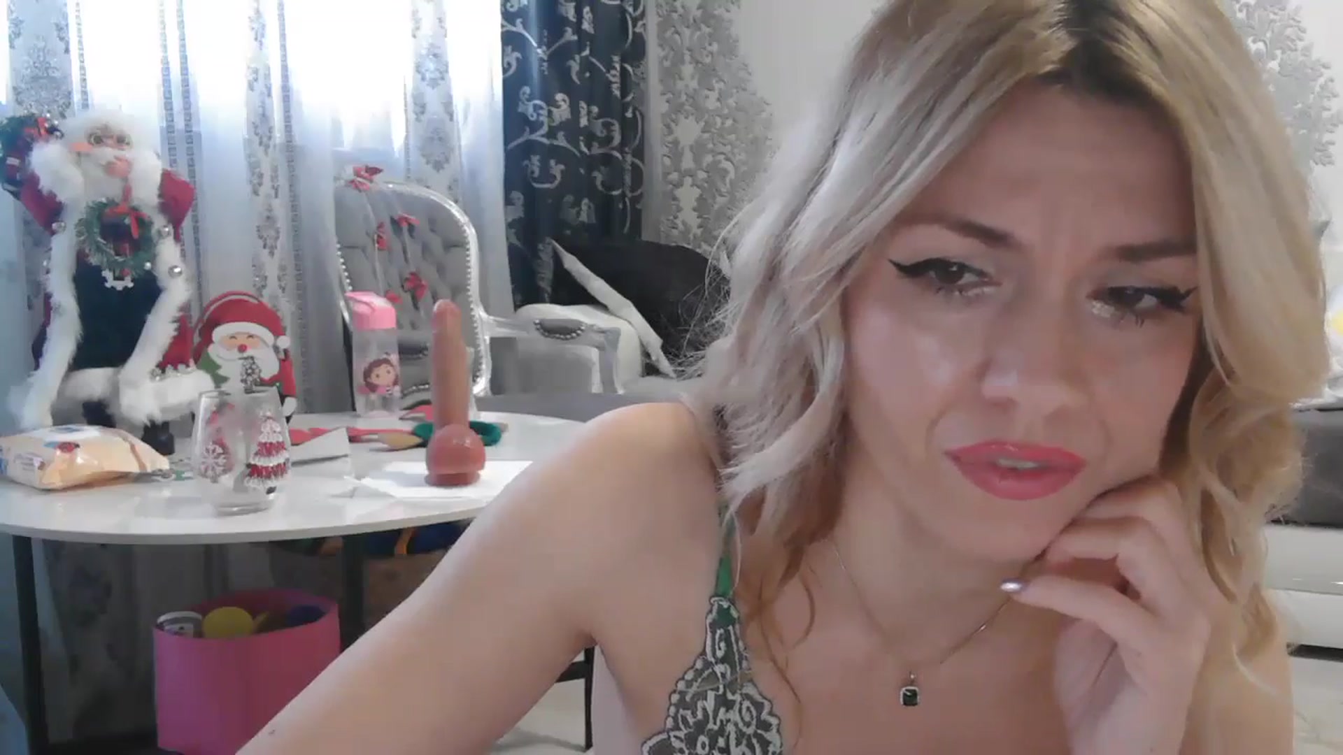 Gallery image thumbnail from SweetyKimmy's myfreecams stream on, 11/22/2025, 07:40 image 18 of 20