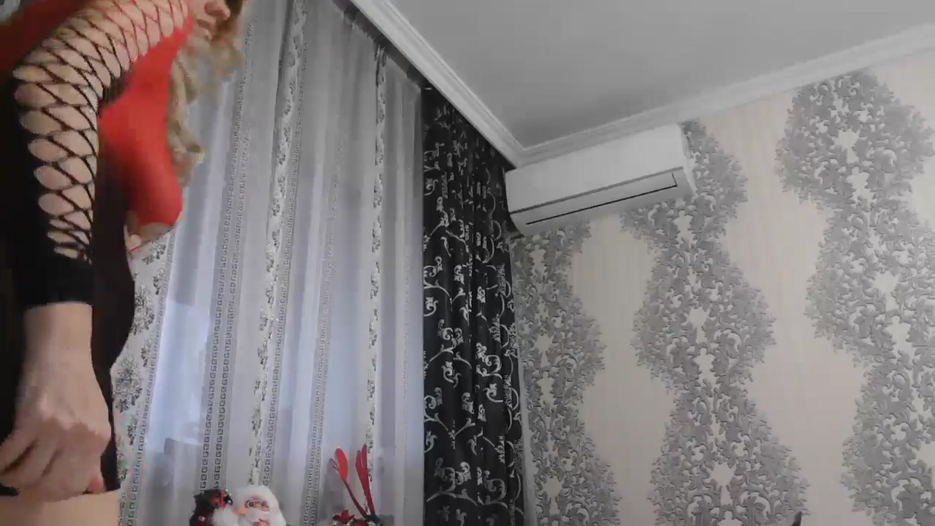Gallery image thumbnail from SweetyKimmy's myfreecams stream on, 11/28/2025, 06:30 image 10 of 20